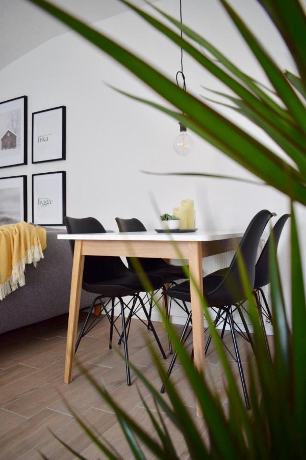 Voya Nordic Apartment-A Luxury Oasis In The Old Town Braşov Exterior foto